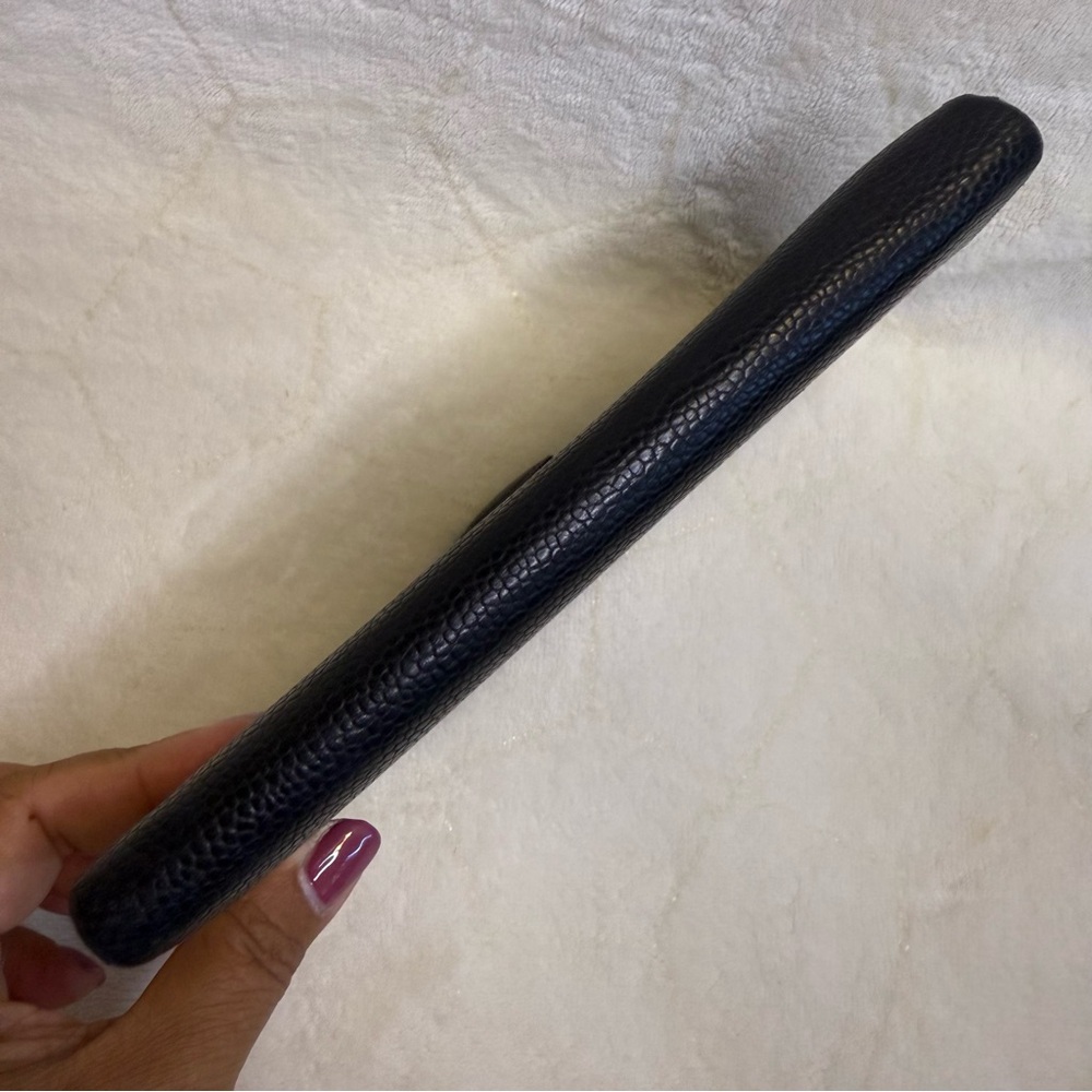 CHANEL Black Wallet - Picture 7 of 12